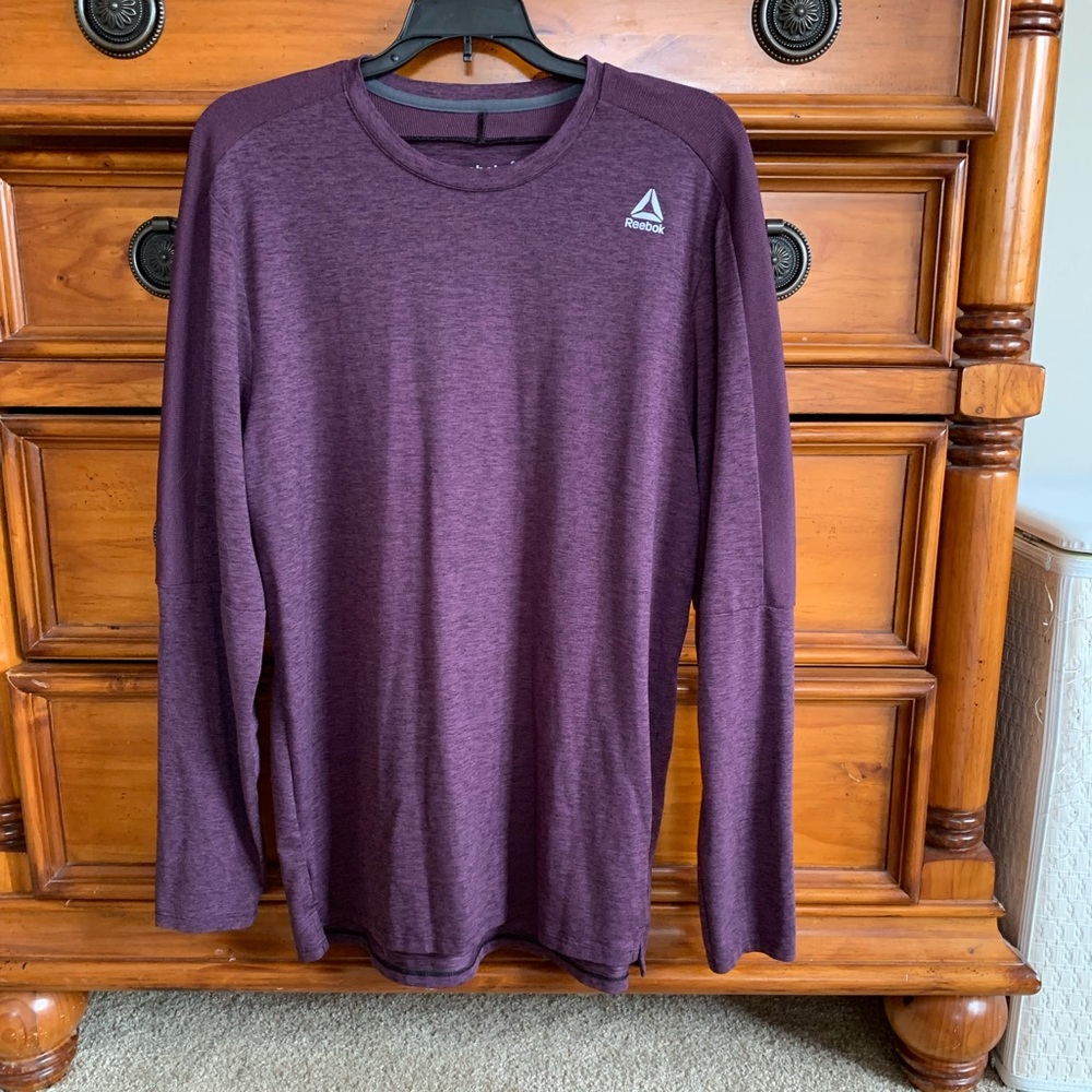 Men’s Reebok long sleeve shirt. Purple/Burgundy. M